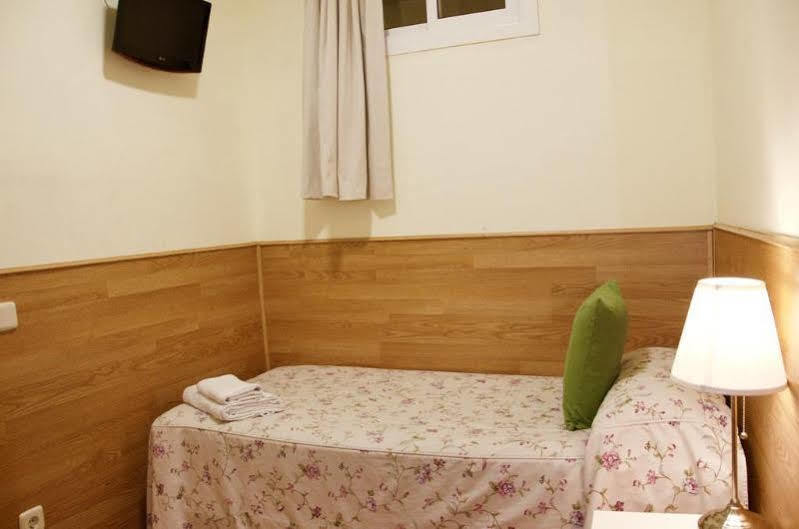 מדריד Hostal Nersan2 מראה חיצוני תמונה