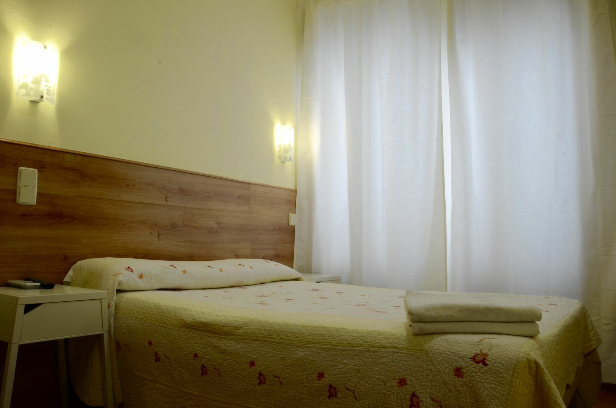 מדריד Hostal Nersan2 מראה חיצוני תמונה
